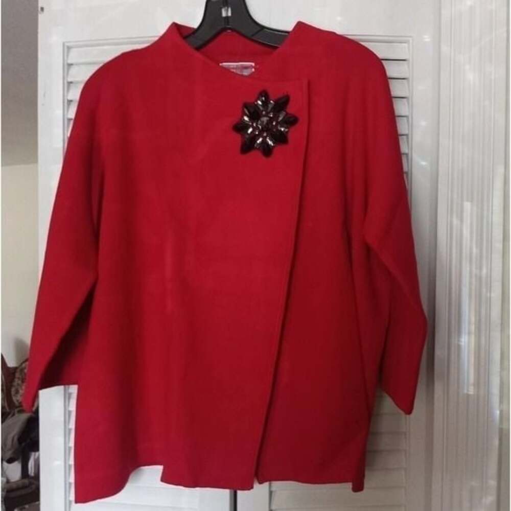 - Women’s Red Classy Sweater Size Large New  Without Tag